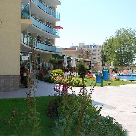 Julia Family Apartments Slântsjev Brjag Eksteriør bilde